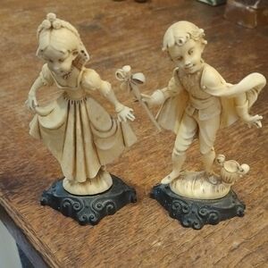 Depositato Italy Royal Court Couple Figurine Pair (2) 4 3/4" Tall VGUC